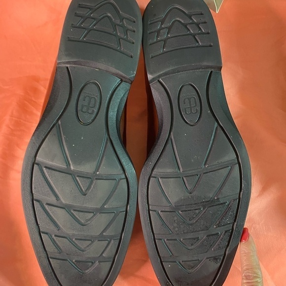 Allen Edmonds 10 1/2B - Picture 7 of 11